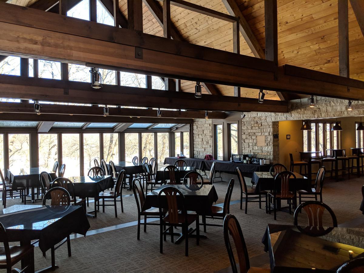 The Lodge Resort Hotel Forest City 外观 照片